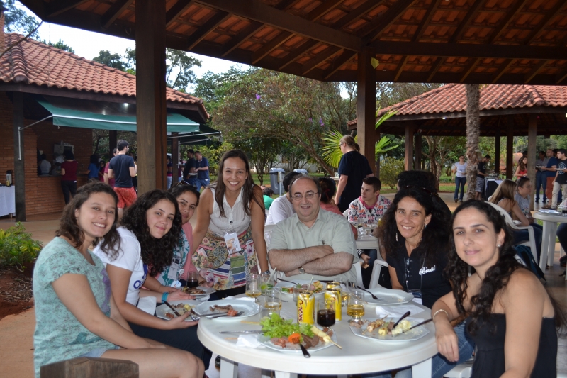 Social gathering with a barbecue for the school participants on Saturday afternoon